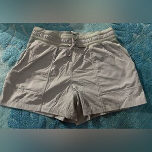 lululemon athletica Women's Light Green Athletic Drawstring Shorts